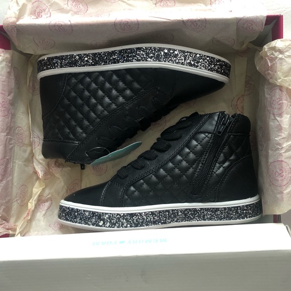 NEW w/tags and Original Box, Girls Sz. 3 High Tops - Picture 2 of 8